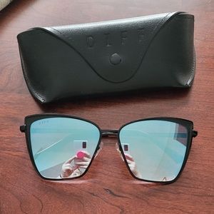 Diff Becky cat eye sunglasses, black flash frames with gray gradient mir…